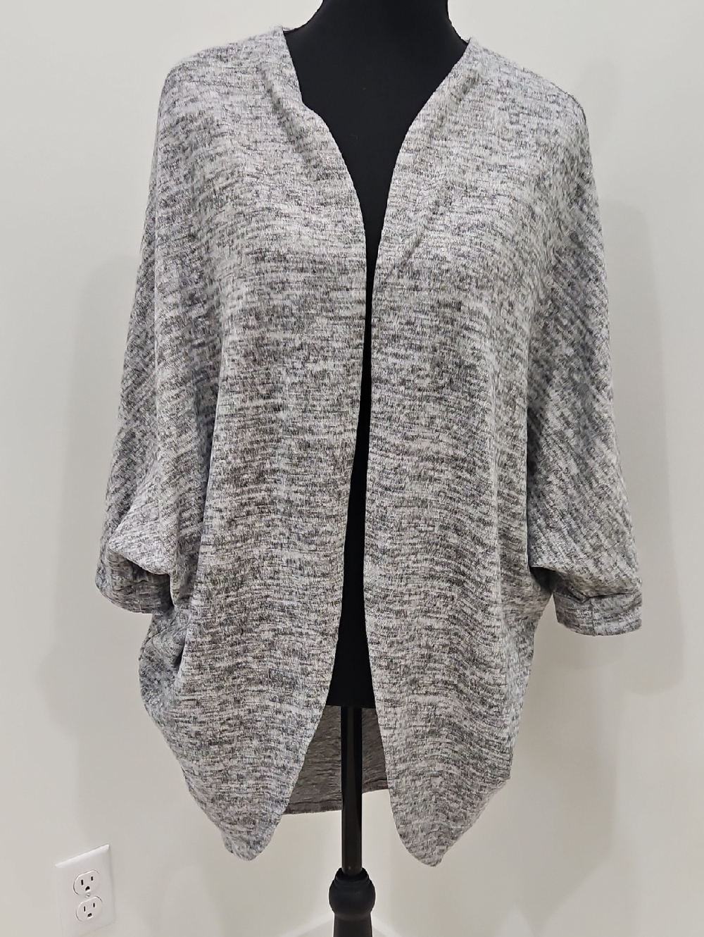 Rolla Coster Heather Gray Open-Front Women's Cardigan. Size M